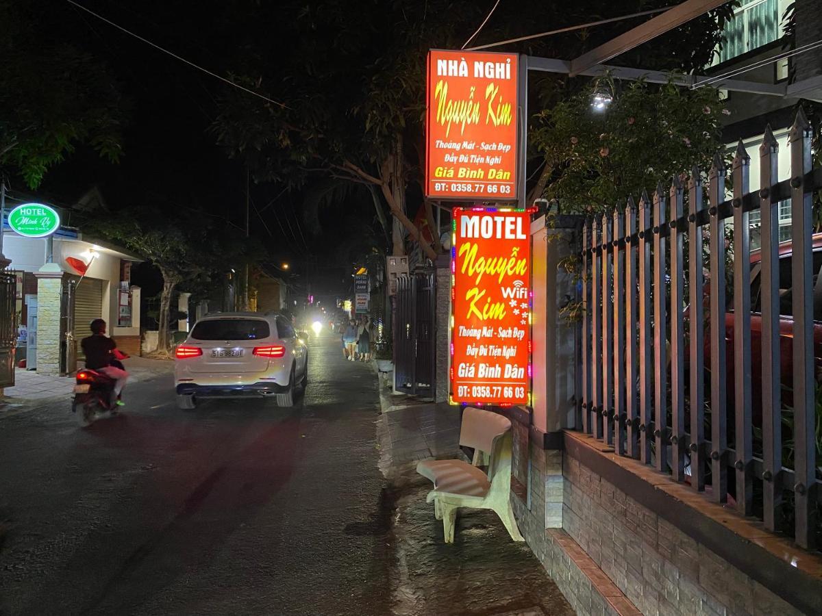 Nguyen Kim Motel Лонг Хай Екстериор снимка