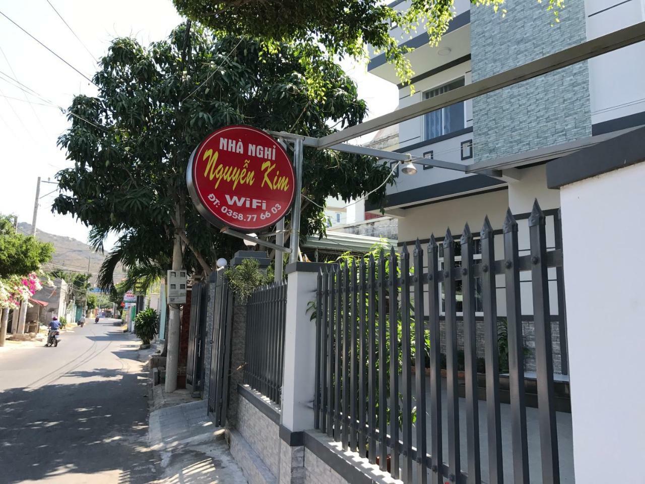 Nguyen Kim Motel Лонг Хай Екстериор снимка